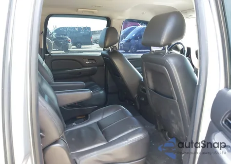 2014 Chevrolet Suburban 1500 Lt из США, поврежденный, VIN 1GNSKJE72ER230728